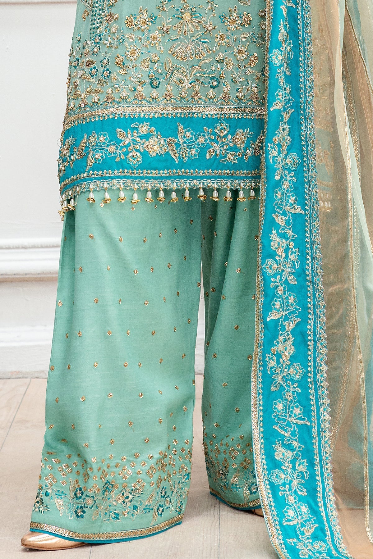 Charizma Diamond Dust Embroidered Luxury Chiffon Unstitched 3Pc Suit DD5-04